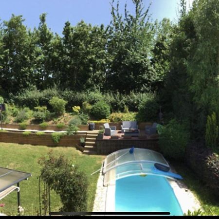 Une Belle Chambre Au Calme Avec Piscine Ormesson-sur-Marne Екстериор снимка