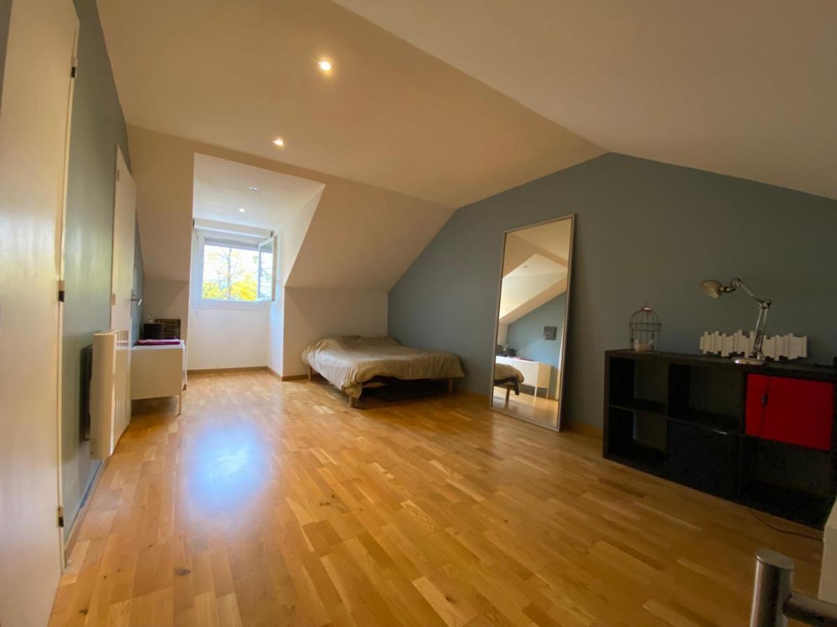 Une Belle Chambre Au Calme Avec Piscine Ormesson-sur-Marne Екстериор снимка
